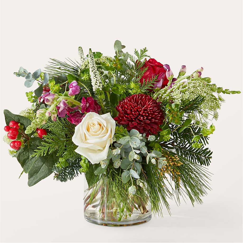 Cranberry Fizz Bouquet – Flower Shop Of Farmingdale, Farmingdale NY