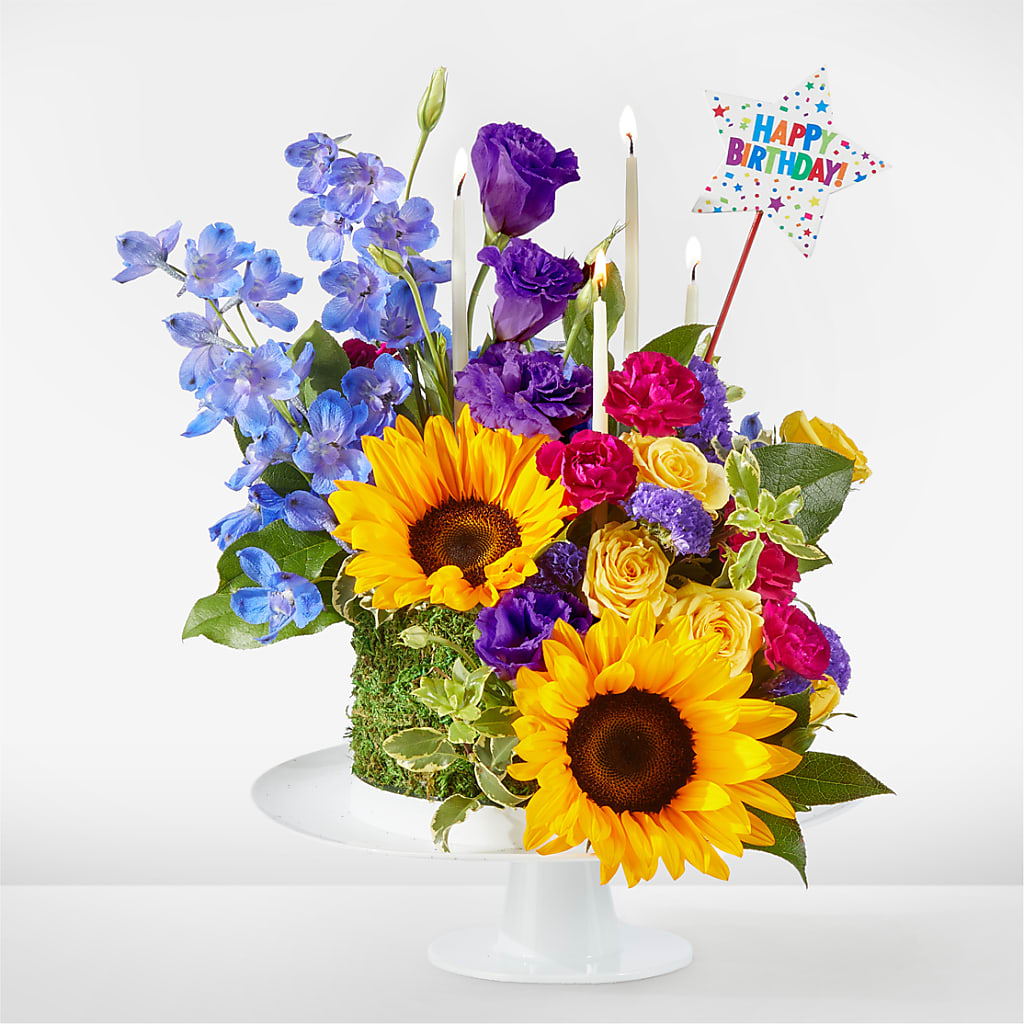 Star of the Day Floral Cake – Flower Shop Of Farmingdale, Farmingdale NY