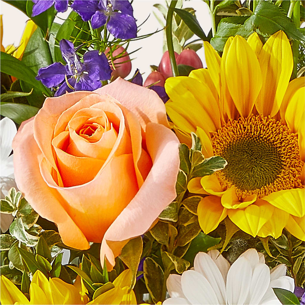 The Good Life Bouquet –  Flower Shop Of Farmingdale, Farmingdale NY