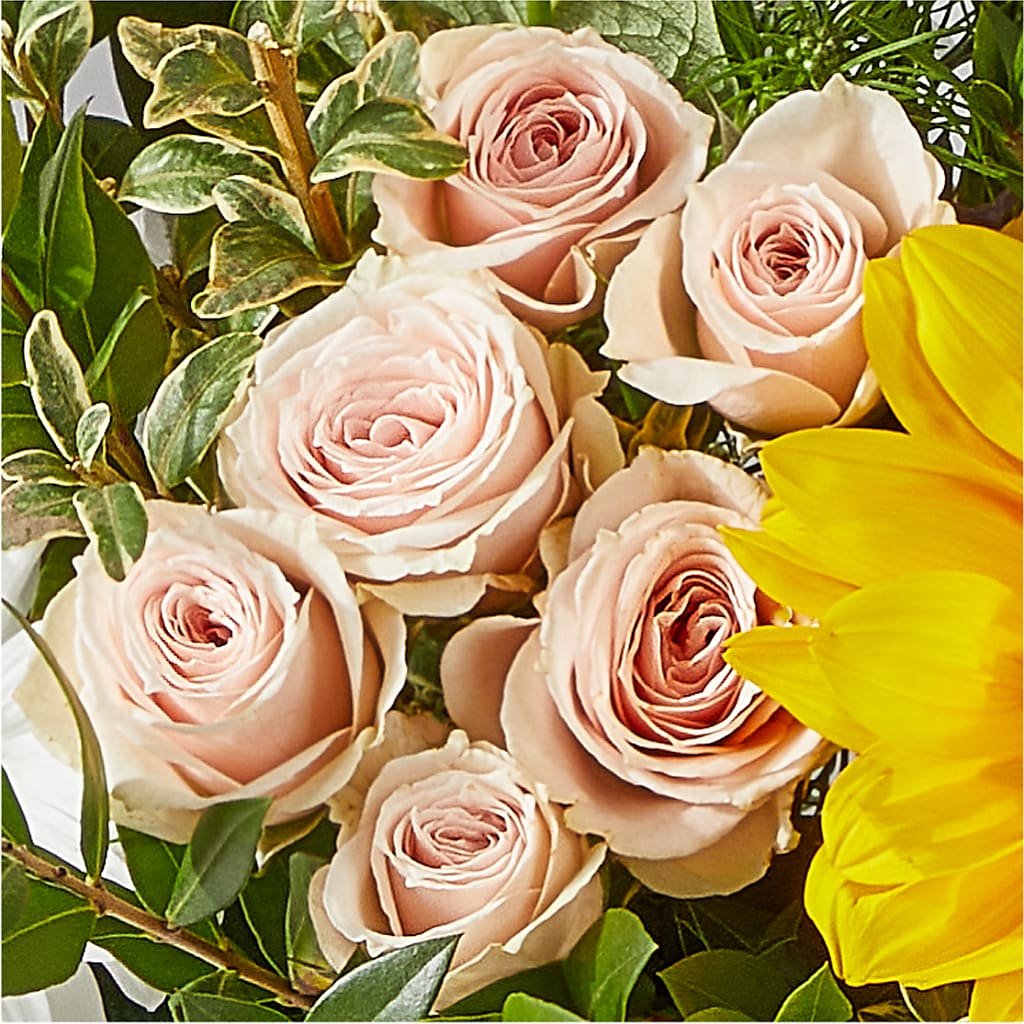 The Good Life Bouquet –  Flower Shop Of Farmingdale, Farmingdale NY
