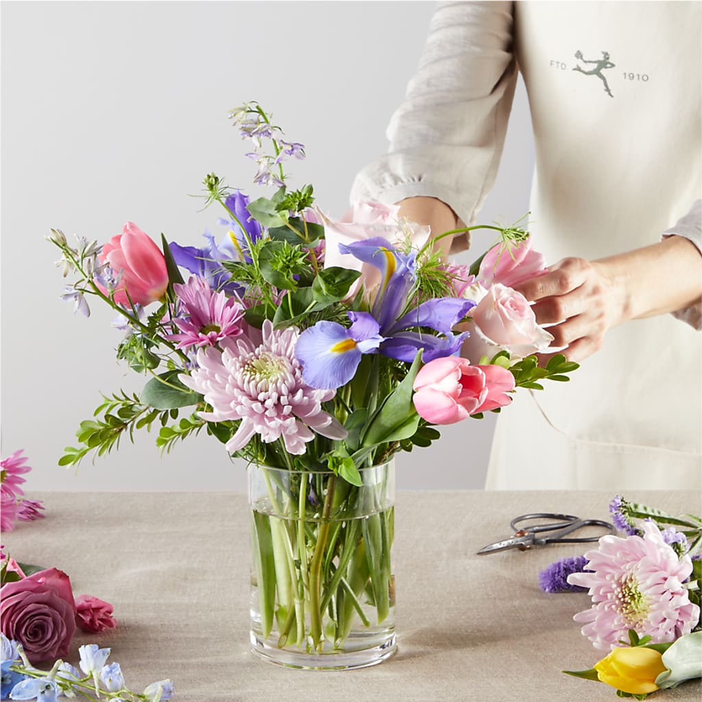 Pastel Tradition - A Florist Original –  Flower Shop Of Farmingdale, Farmingdale NY