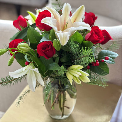 Sparkling Snowflakes Bouquet –  Flower Shop Of Farmingdale, Farmingdale NY