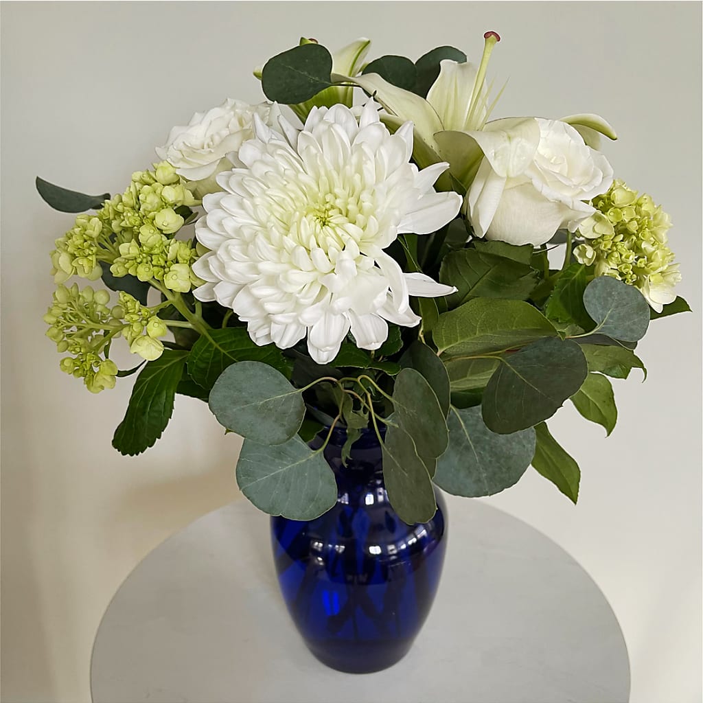 Snowy Dreams Bouquet –  Flower Shop Of Farmingdale, Farmingdale NY