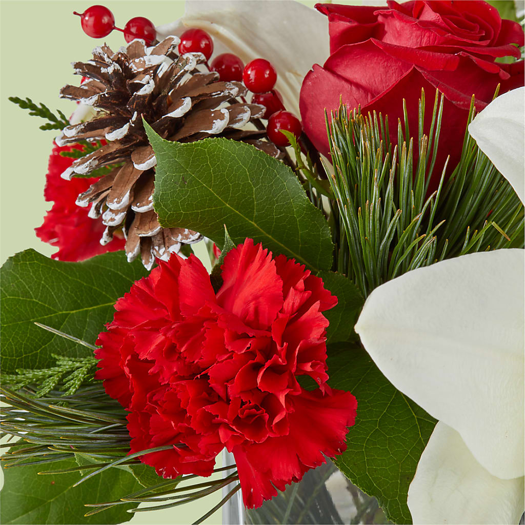 Glistening Icicles Bouquet –  Flower Shop Of Farmingdale, Farmingdale NY