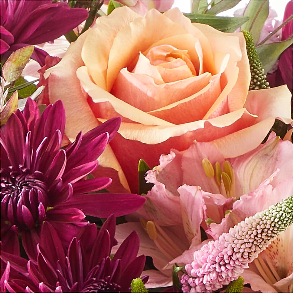 Berry Cobbler Bouquet –  Flower Shop Of Farmingdale, Farmingdale NY
