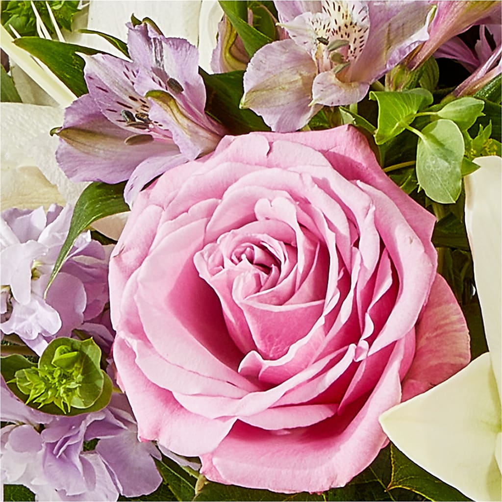 Daydreamer Bouquet –  Flower Shop Of Farmingdale, Farmingdale NY