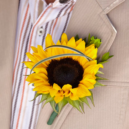 Free Spirit Boutonniere –  Flower Shop Of Farmingdale, Farmingdale NY